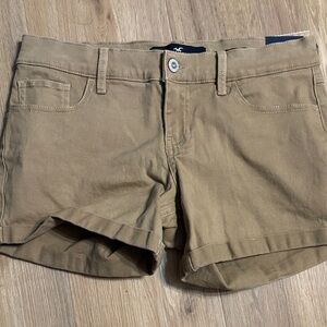 Hollister size 3 Tan Women's Shorts